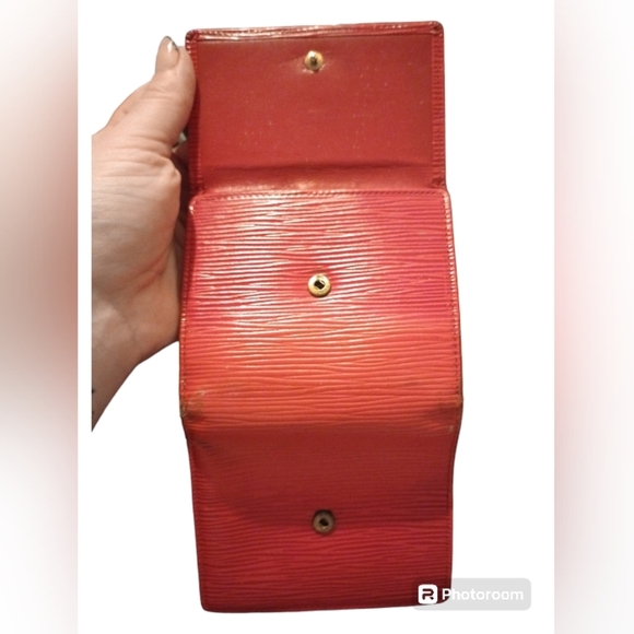 Louis Vuitton Red Epi Leather Wallet - Picture 6 of 16